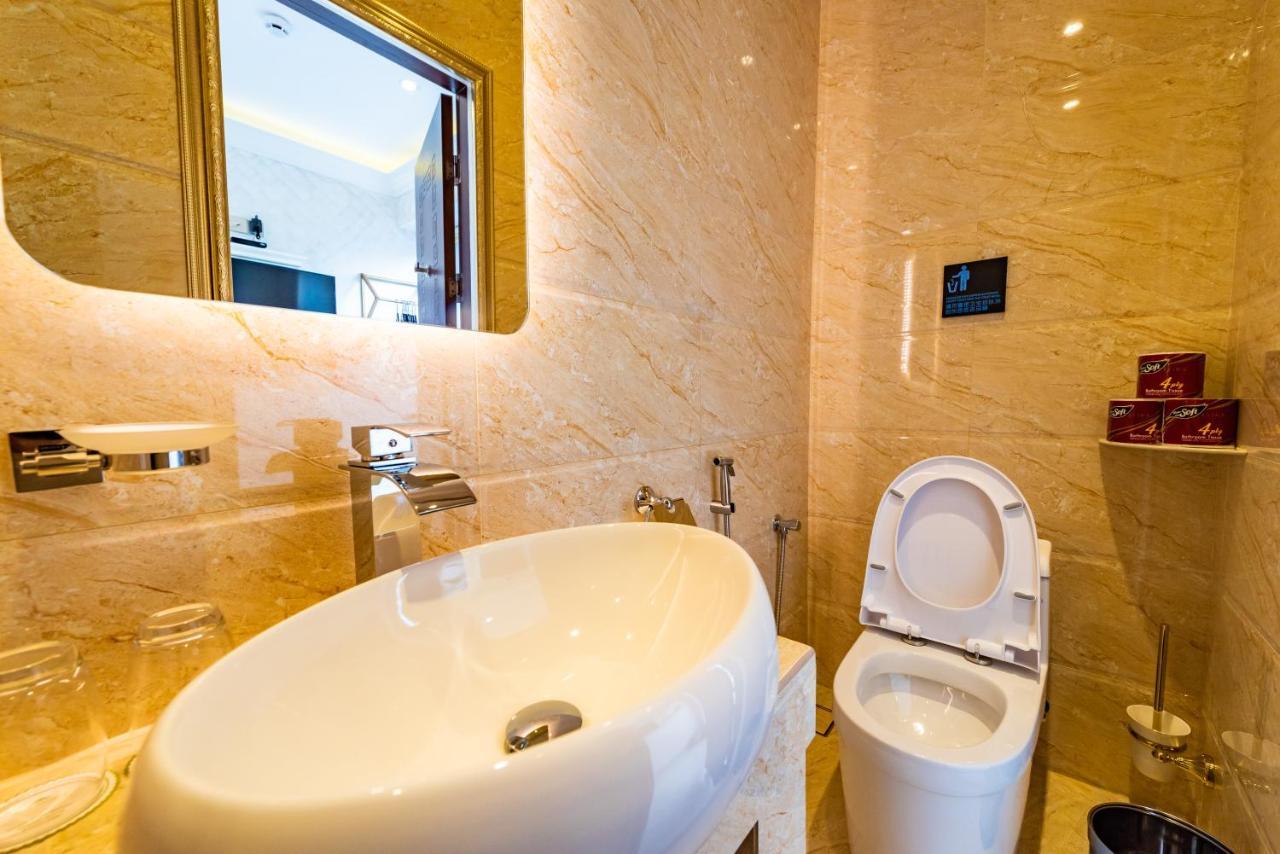 Hotel Cj - Opposite Public Bank Centre Point 3*