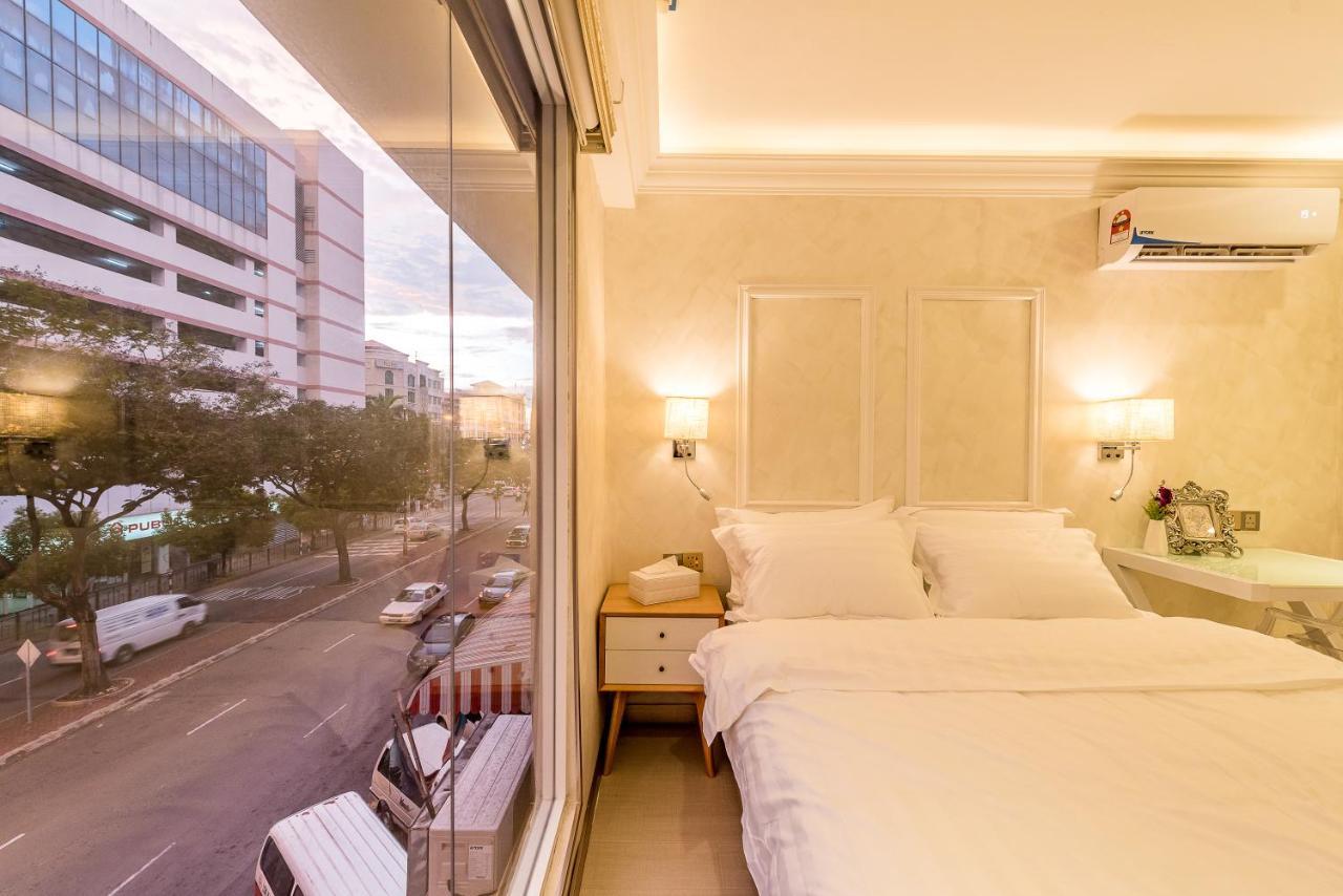 Hotel Cj - Opposite Public Bank Centre Point Kota Kinabalu
